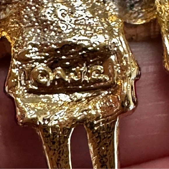 Vintage AJC Brooch Pin Christmas Carolers Reindeer - Picture 5 of 5